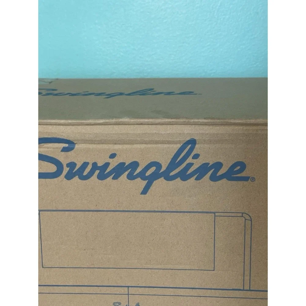 Swingline Electric Hole Puncher 3 Hole, 28 Sheet Capacity Three Hole Punch 74535